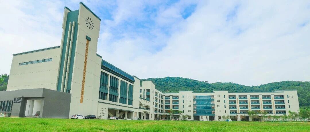 金灣三灶中學(xué)金秋交付|珠海建工集團(tuán)圓滿建成三灶新建中學(xué)，為金灣教育注入新活力